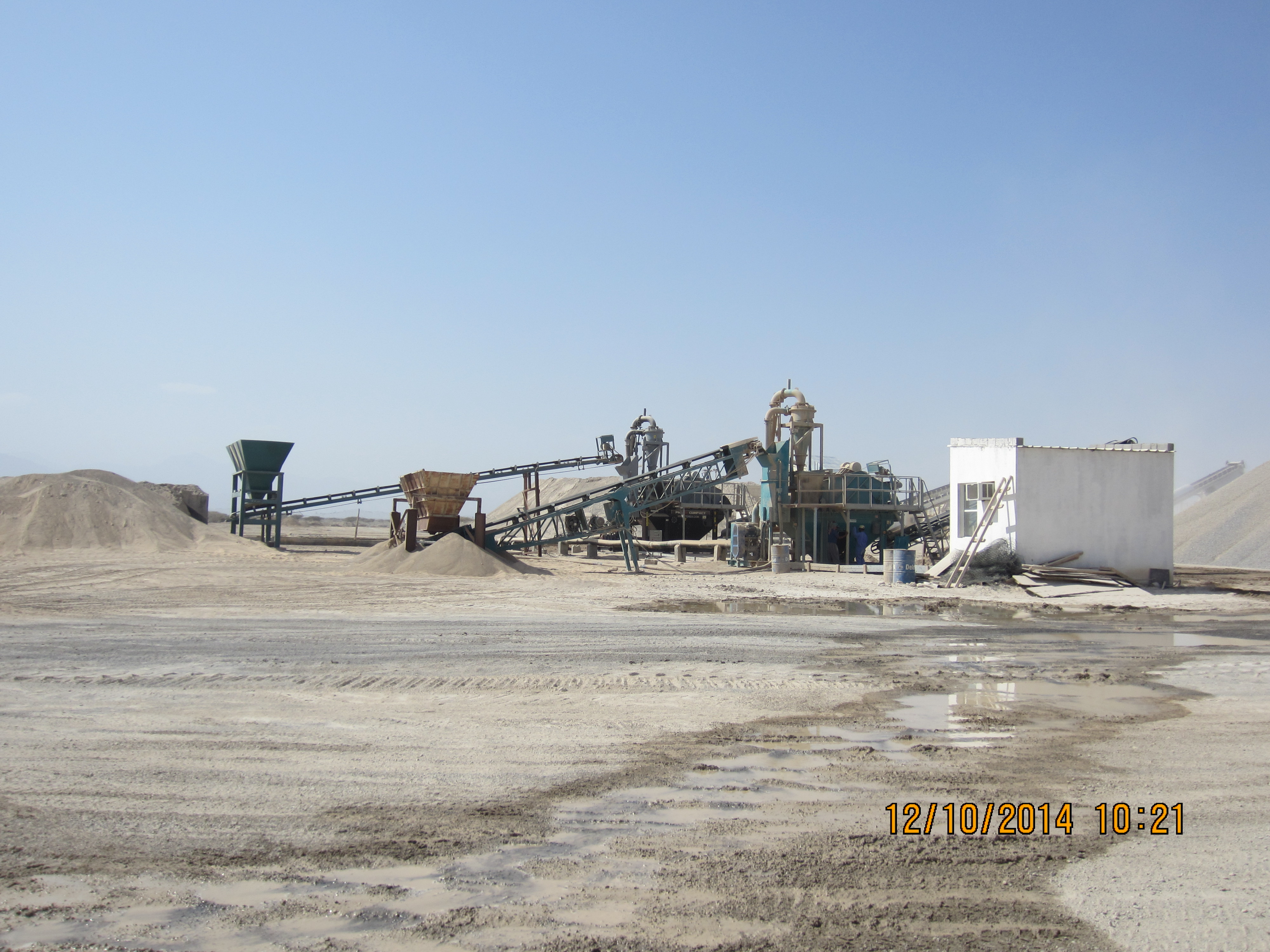 Crushing and screening plant in production